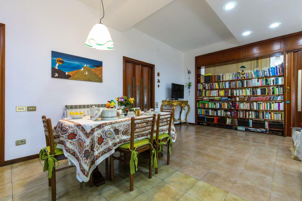 Donna Melina Bed & Breakfast Napels